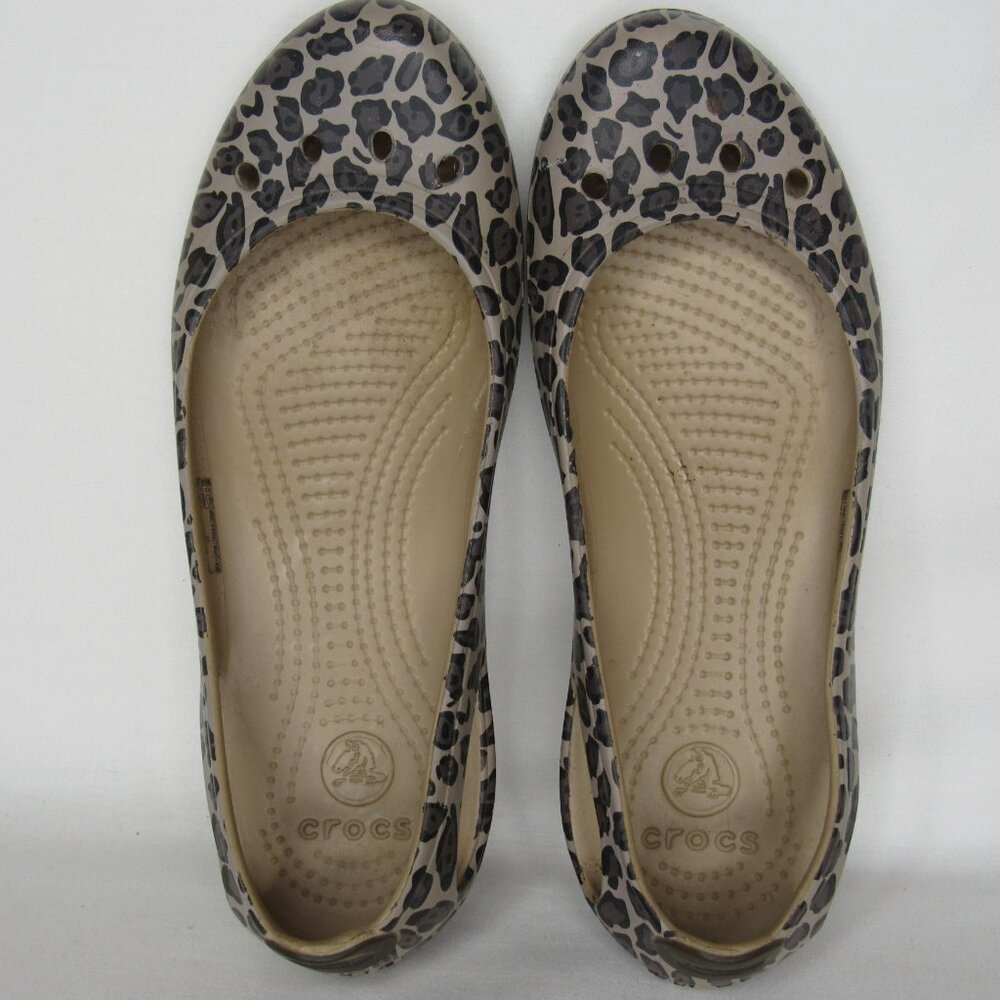 Crocs KADEE Leopard Print Slip on Loafer Shoe Women's 8 - Picture 7 of 10